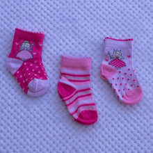 Load image into Gallery viewer, Girls socks packs -Various