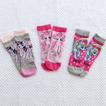 Load image into Gallery viewer, Socks &amp; Booties